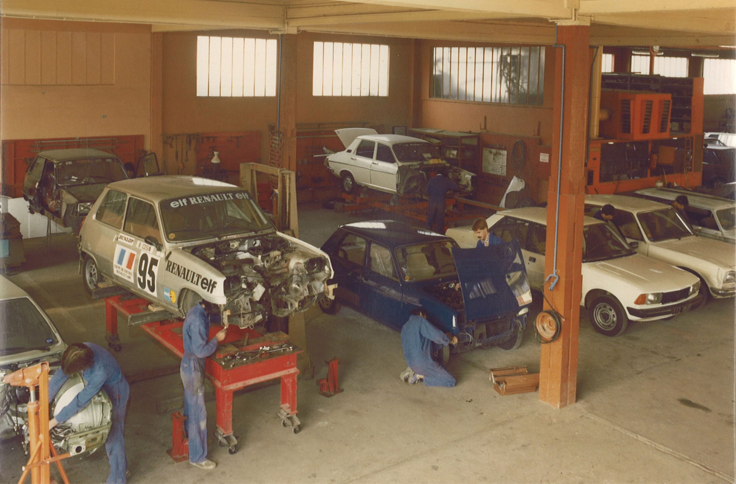 Espace carrosserie SAFRA en 1980