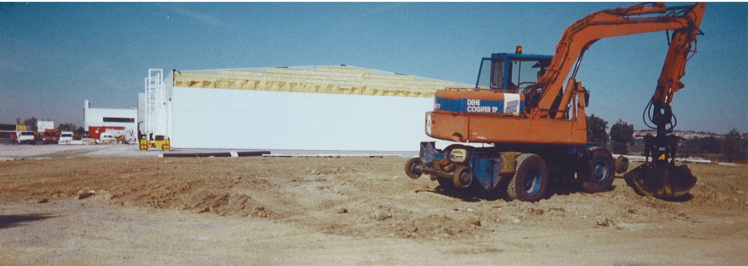 Construction de bâtiment de carrosserie de chez SAFRA en 2001